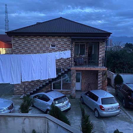 Ferienwohnung Kochalidze Family Batumi Exterior foto