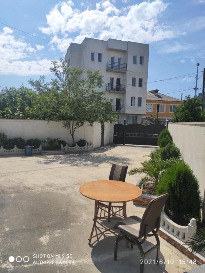 Ferienwohnung Kochalidze Family Batumi Exterior foto
