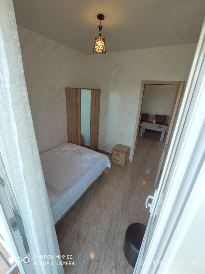 Ferienwohnung Kochalidze Family Batumi Exterior foto