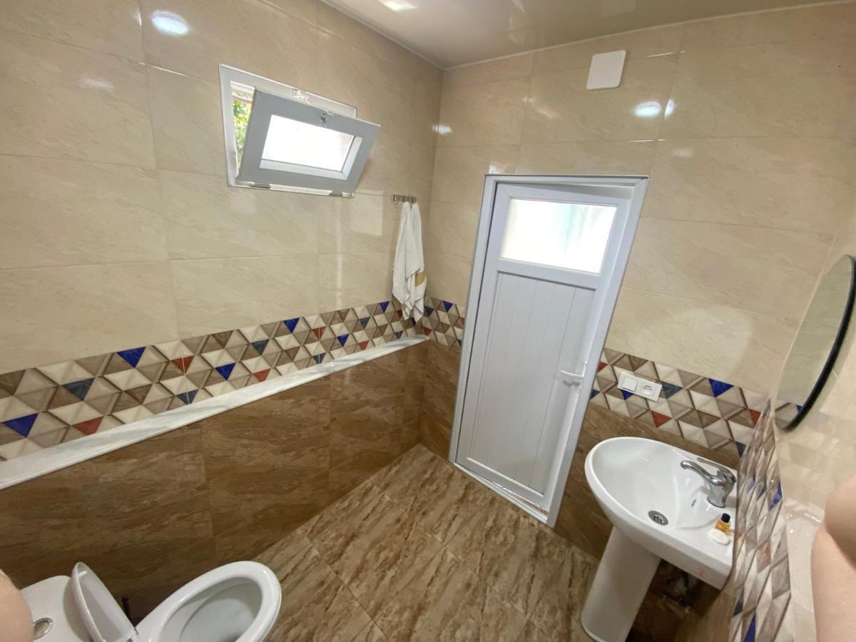 Ferienwohnung Kochalidze Family Batumi Exterior foto